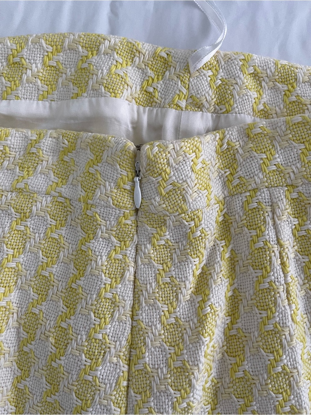 Banana Republic Yellow and White Houndstooth A-Line Skirt - Picture 5 of 7